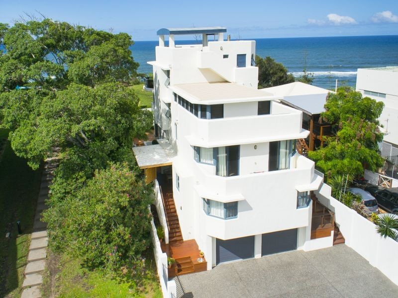 19 Brakes Crescent, Miami QLD 4220