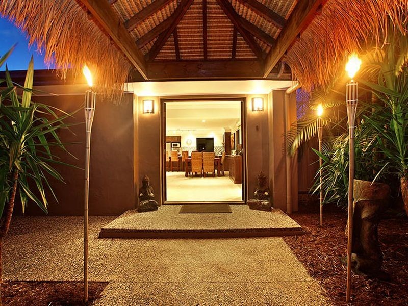 47 Aruma Avenue, Burleigh Waters QLD 4220