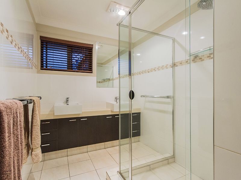 47 Aruma Avenue, Burleigh Waters QLD 4220