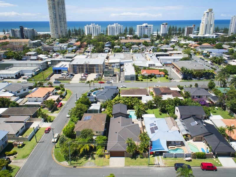 47 Aruma Avenue, Burleigh Waters QLD 4220