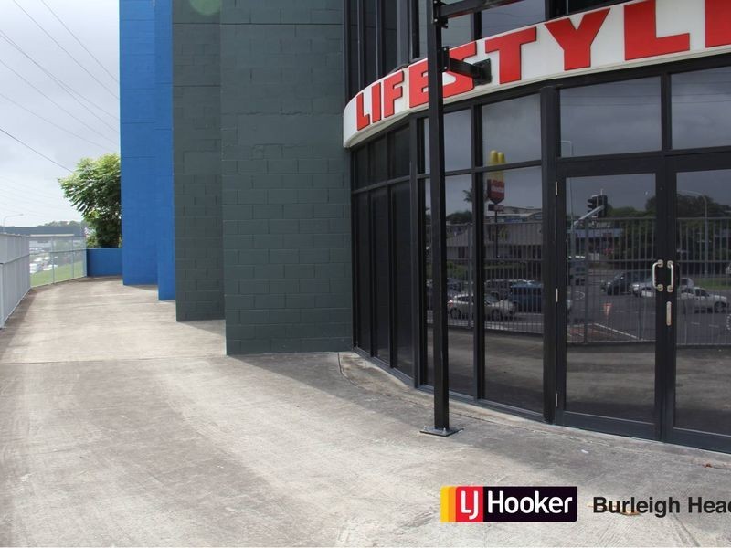 3 & 4/2 Newcastle Street, Burleigh Heads QLD 4220