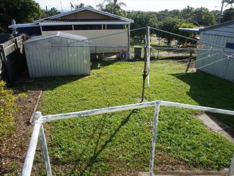 98 Wilson Street, Labrador QLD 4215