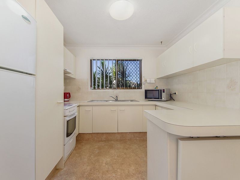 112/3 Township Drive, Burleigh Heads QLD 4220