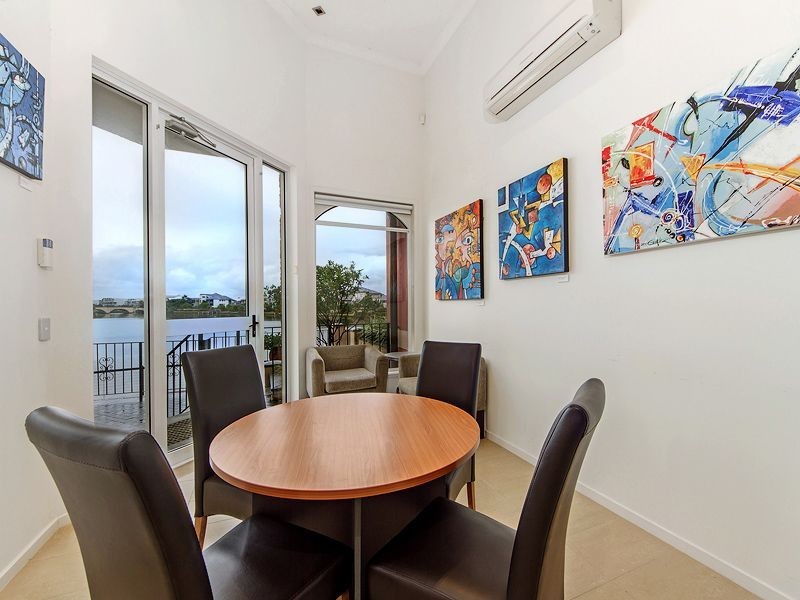 3216/3030 The Boulevard, Carrara QLD 4211