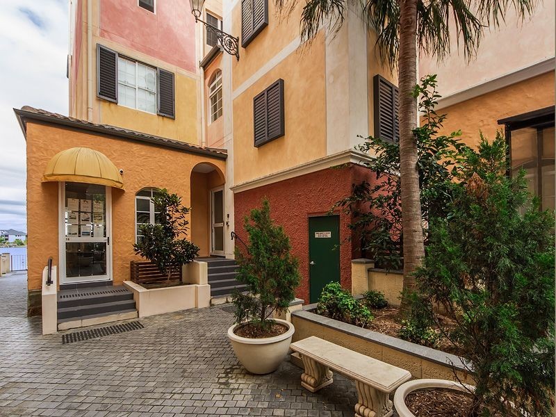 3216/3030 The Boulevard, Carrara QLD 4211