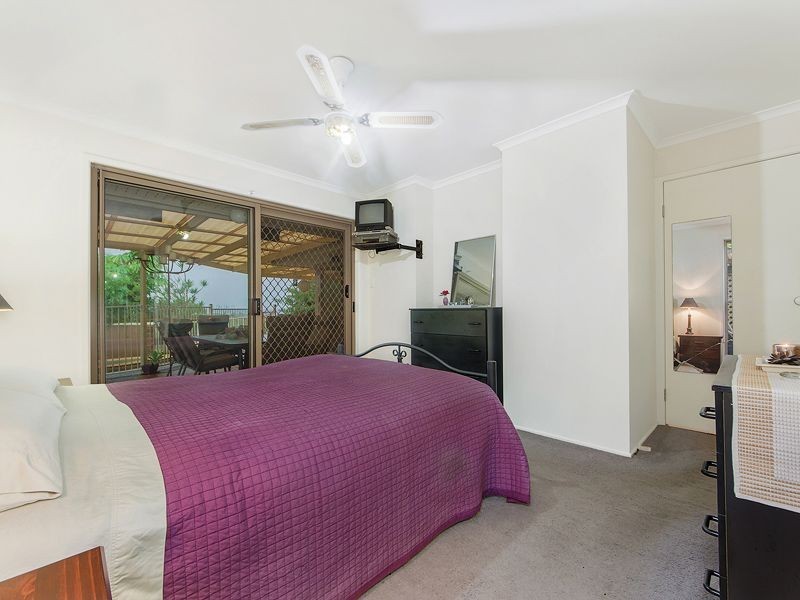 11 Lytham Court, Highland Park QLD 4211