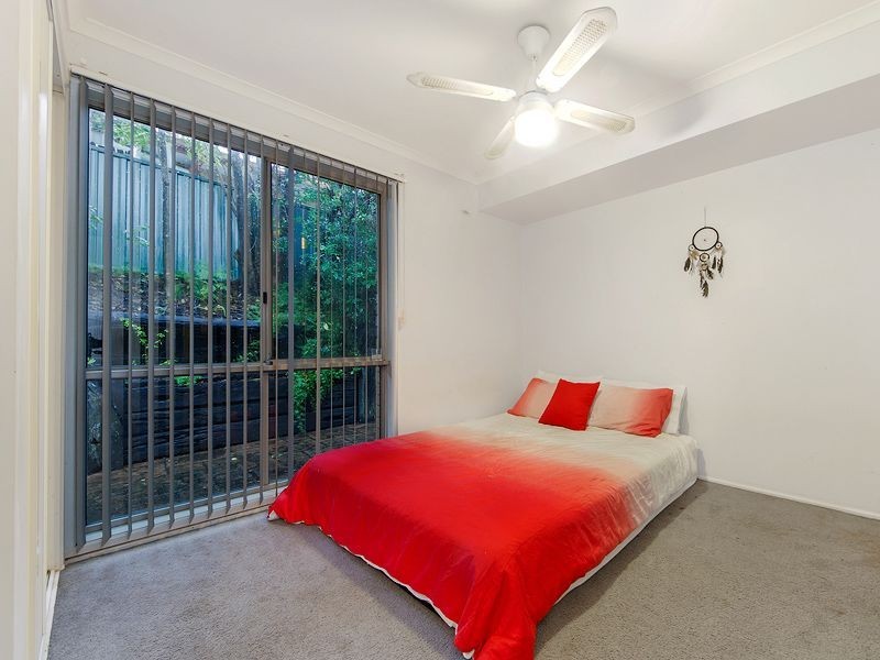 11 Lytham Court, Highland Park QLD 4211