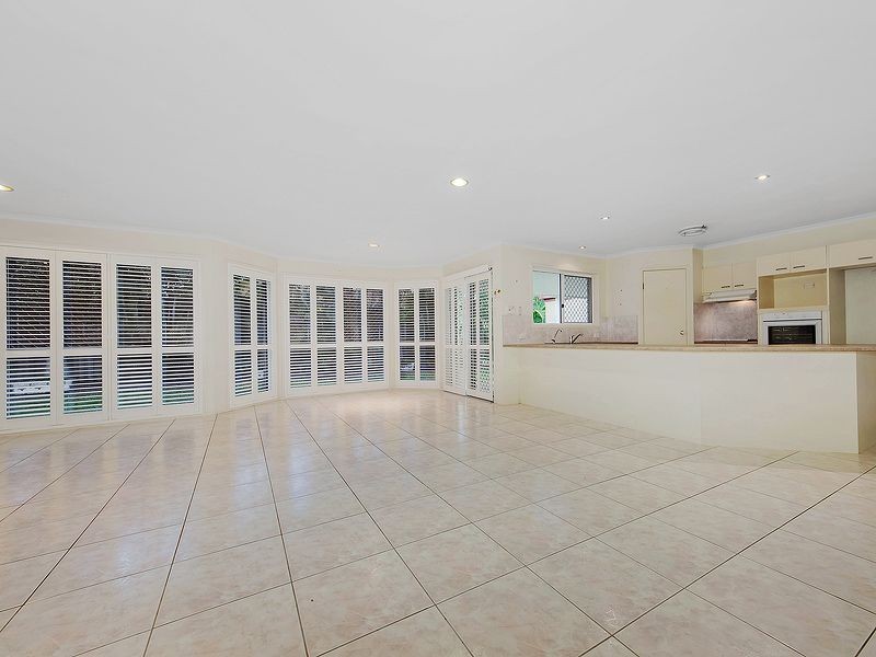 50 Belrose Boulevard, Varsity Lakes QLD 4227