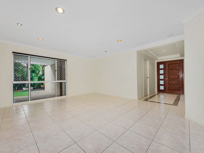 50 Belrose Boulevard, Varsity Lakes QLD 4227