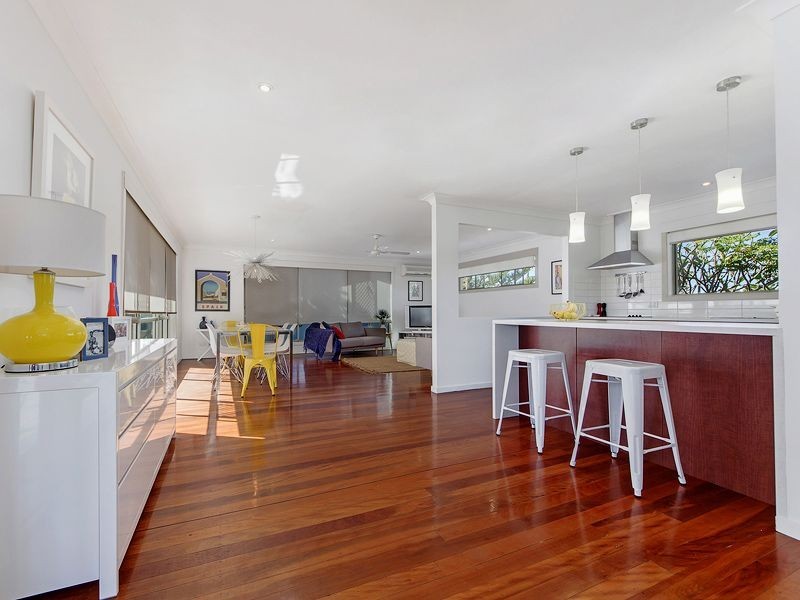 50 Lemana Lane, Miami QLD 4220