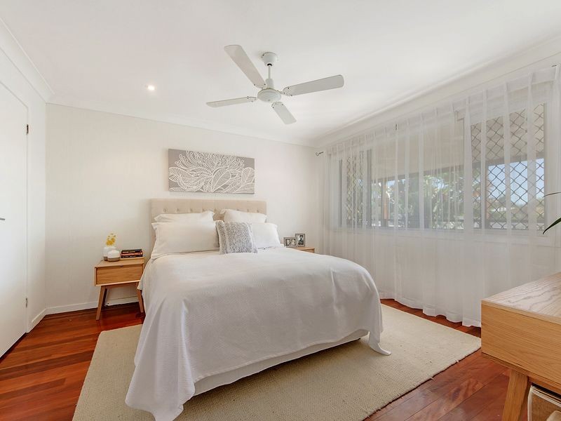 50 Lemana Lane, Miami QLD 4220