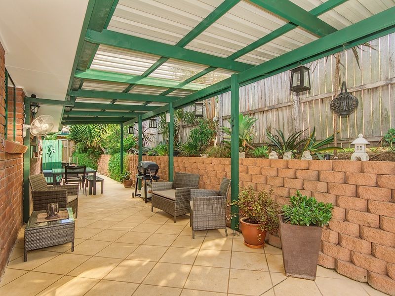 6 Parklake Drive, Mudgeeraba QLD 4213