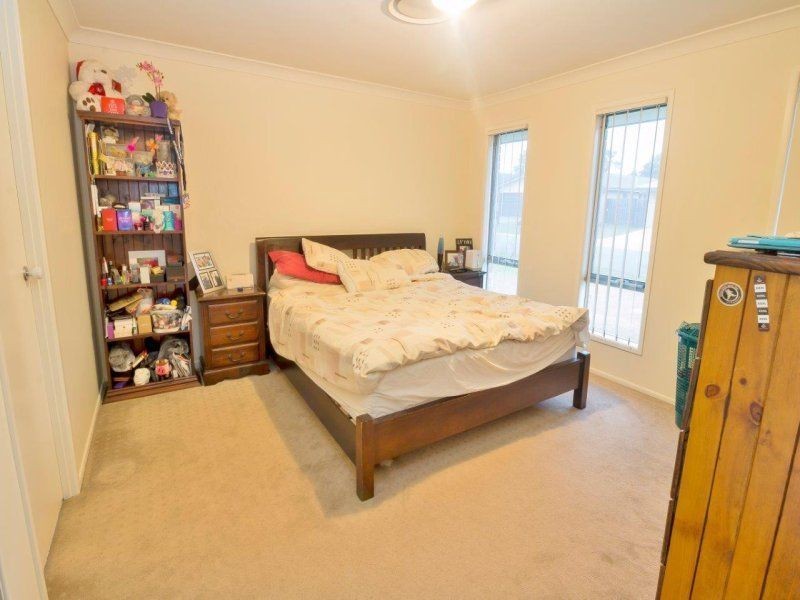 8 Kingair Road, Upper Coomera QLD 4209