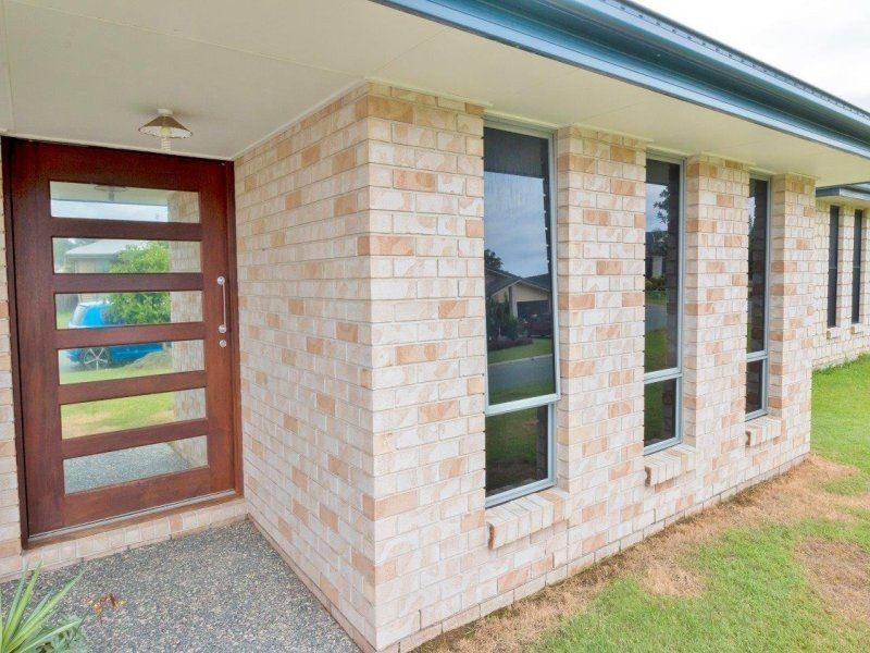 8 Kingair Road, Upper Coomera QLD 4209