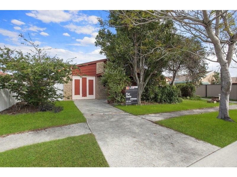 1/4 Shrike Court, Burleigh Waters QLD 4220
