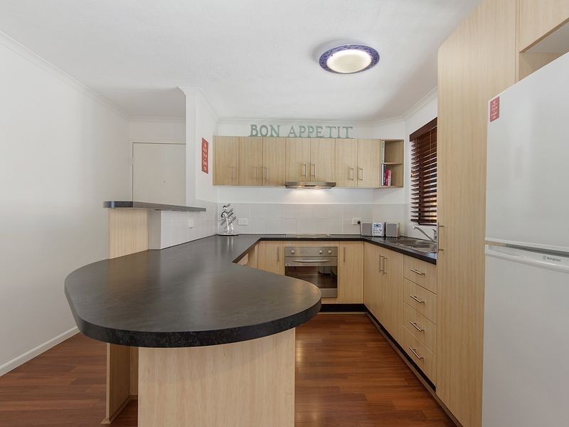 8/26 Stephens Street, Burleigh Heads QLD 4220