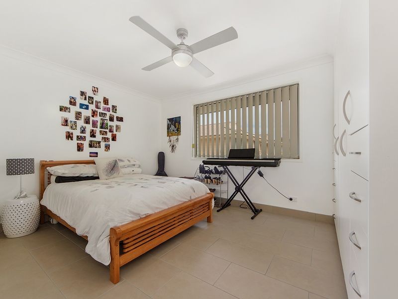 1/270 Christine Avenue, Varsity Lakes QLD 4227