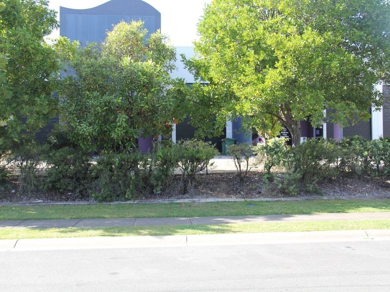 4/1 Crown Court, Varsity Lakes QLD 4227