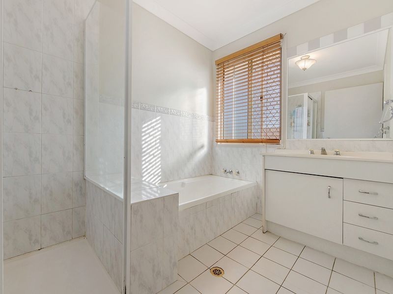 6/255 Christine Avenue, Varsity Lakes QLD 4227