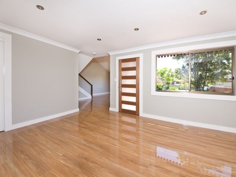 1/5 Sunbird St, Burleigh Waters QLD 4220