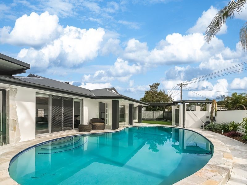 30 Lemana Lane, Burleigh Heads QLD 4220