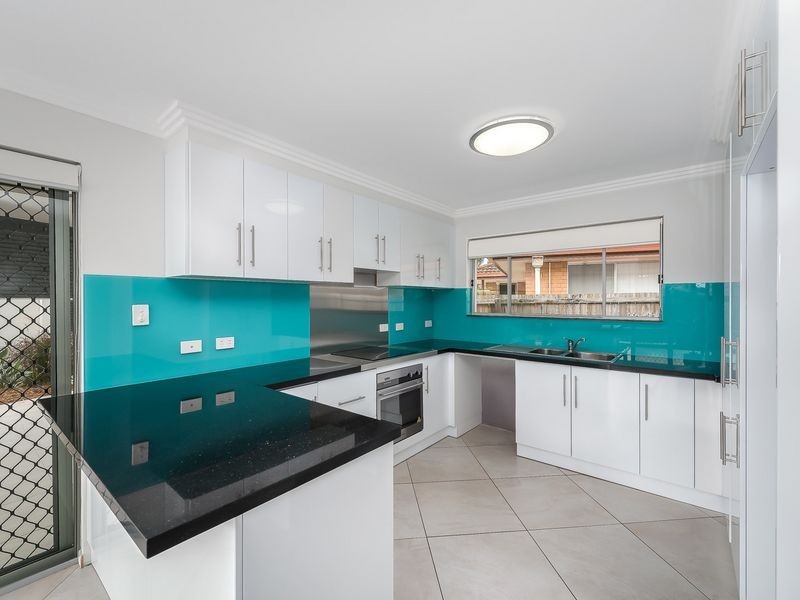 30 Lemana Lane, Burleigh Heads QLD 4220