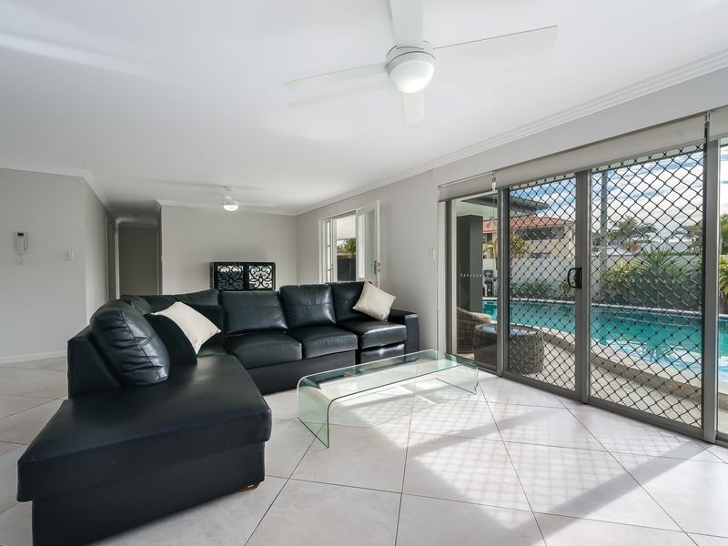 30 Lemana Lane, Burleigh Heads QLD 4220