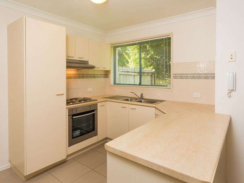 82/21 Regensberg Close, Varsity Lakes QLD 4227
