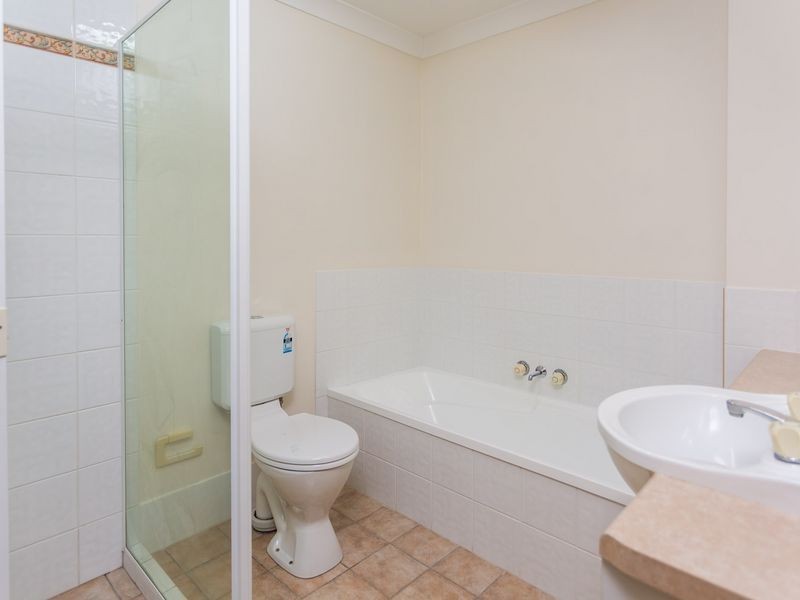 82/21 Regensberg Close, Varsity Lakes QLD 4227