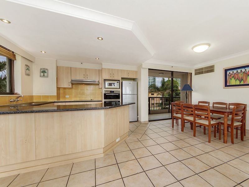 205/28 Northcliffe Terrace, Surfers Paradise QLD 4217