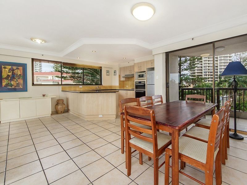 205/28 Northcliffe Terrace, Surfers Paradise QLD 4217