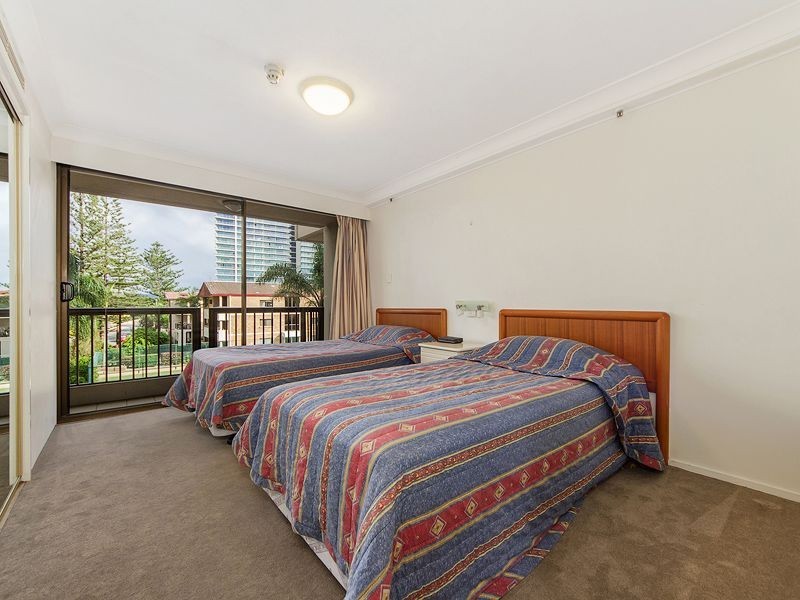 205/28 Northcliffe Terrace, Surfers Paradise QLD 4217