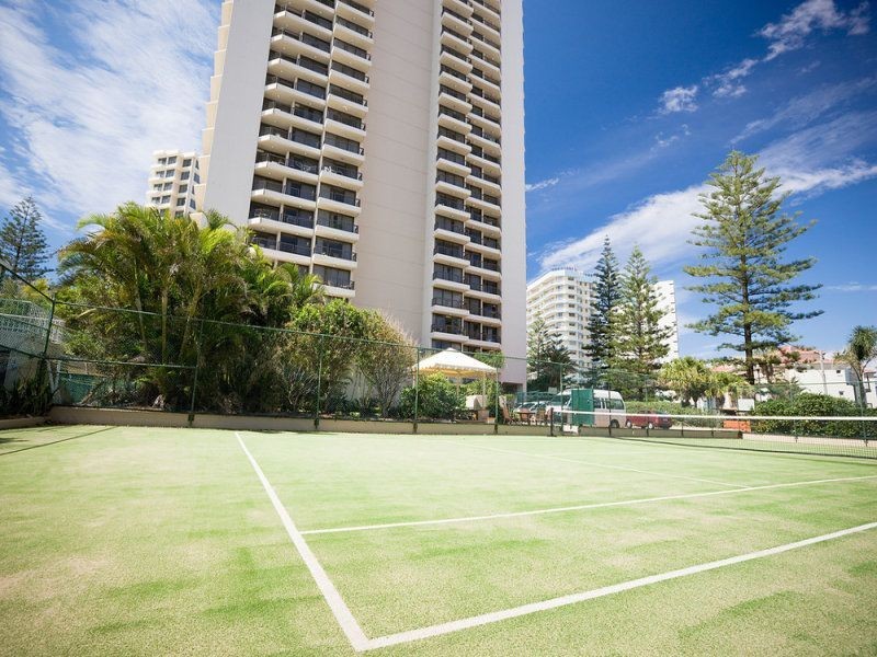 205/28 Northcliffe Terrace, Surfers Paradise QLD 4217