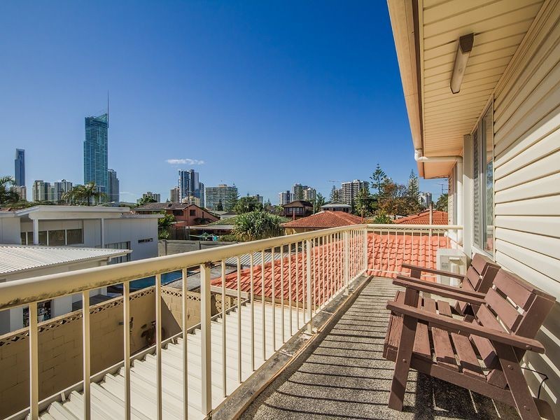 14 Verona Avenue, Surfers Paradise QLD 4217