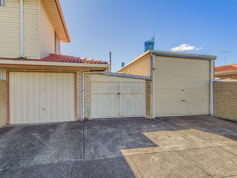 14 Verona Avenue, Surfers Paradise QLD 4217