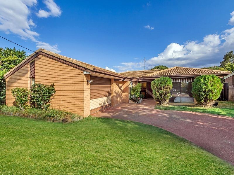 22 Flinders Avenue, Molendinar QLD 4214