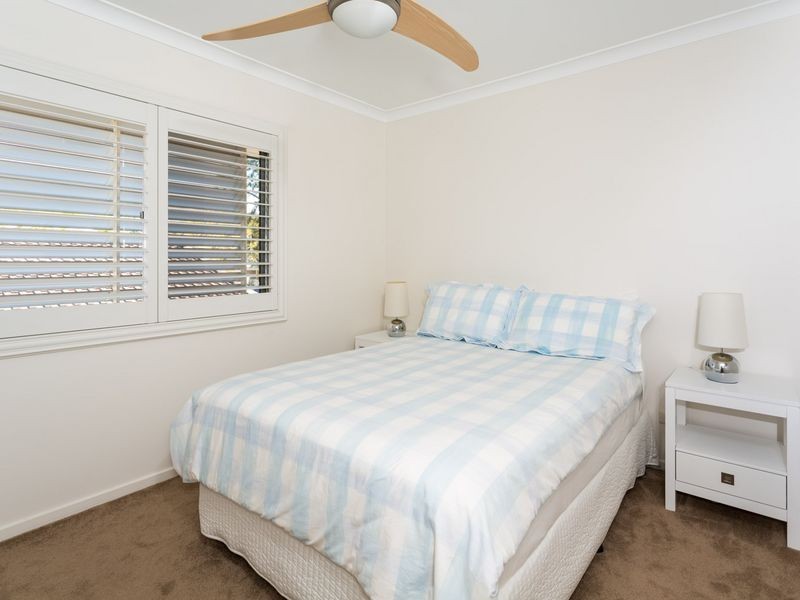 4/22 Bullimah Av, Burleigh Heads QLD 4220