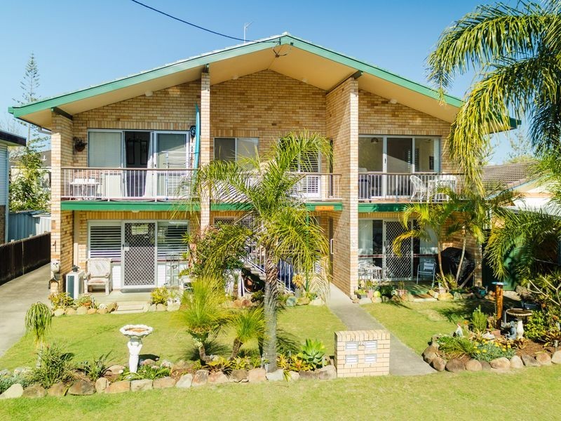 4/22 Bullimah Av, Burleigh Heads QLD 4220