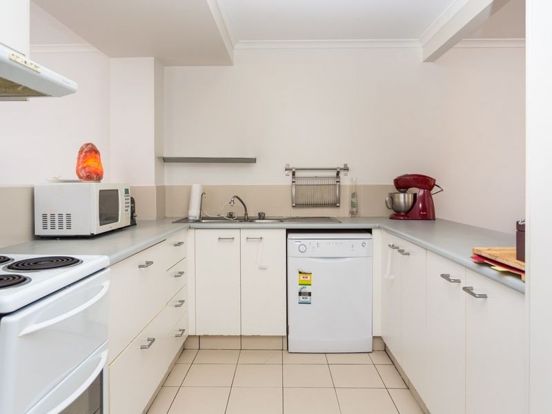 2/1 Pontoon Place, Varsity Lakes QLD 4227