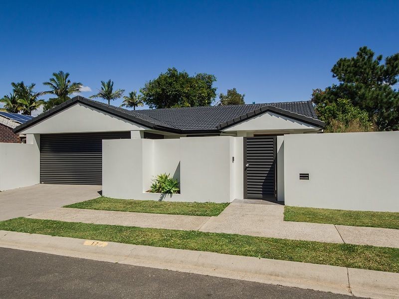 17 Montezuma Dr, Burleigh Waters QLD 4220