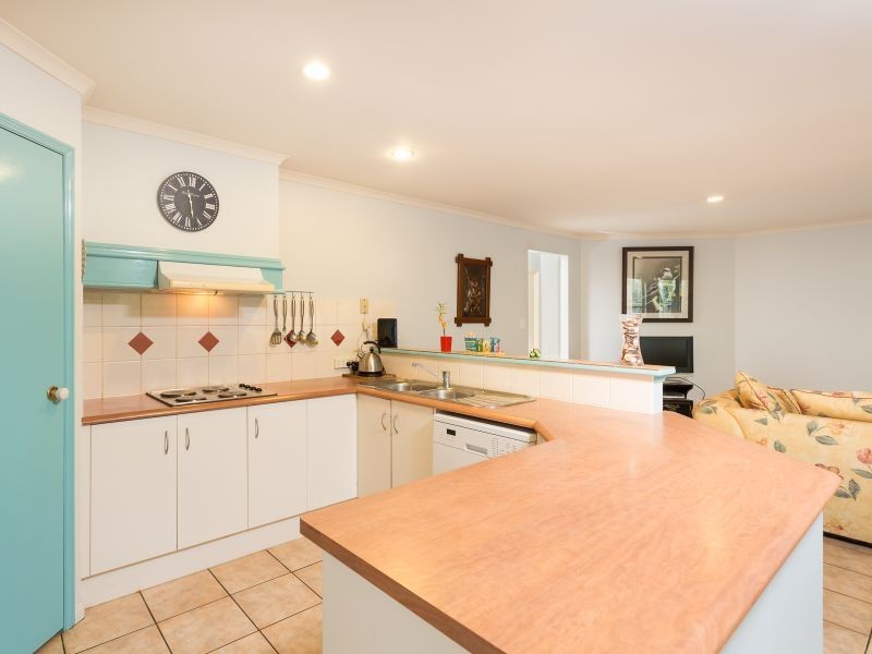 1 Wonga St, Burleigh Heads QLD 4220