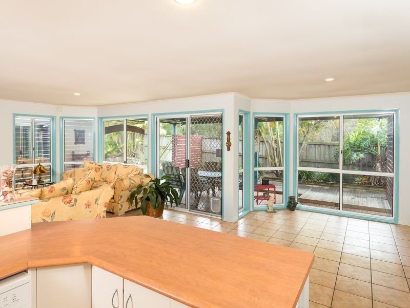 1 Wonga St, Burleigh Heads QLD 4220