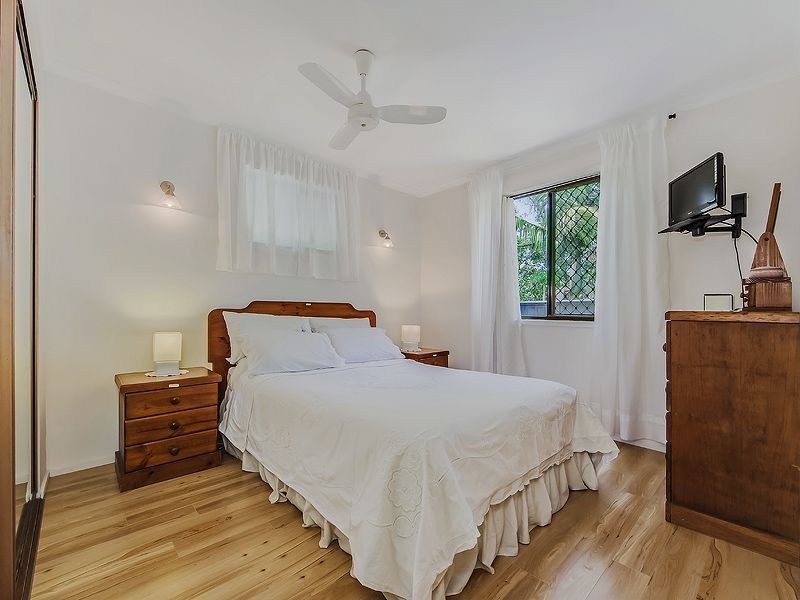 4/3 Township Drive, Burleigh Heads QLD 4220