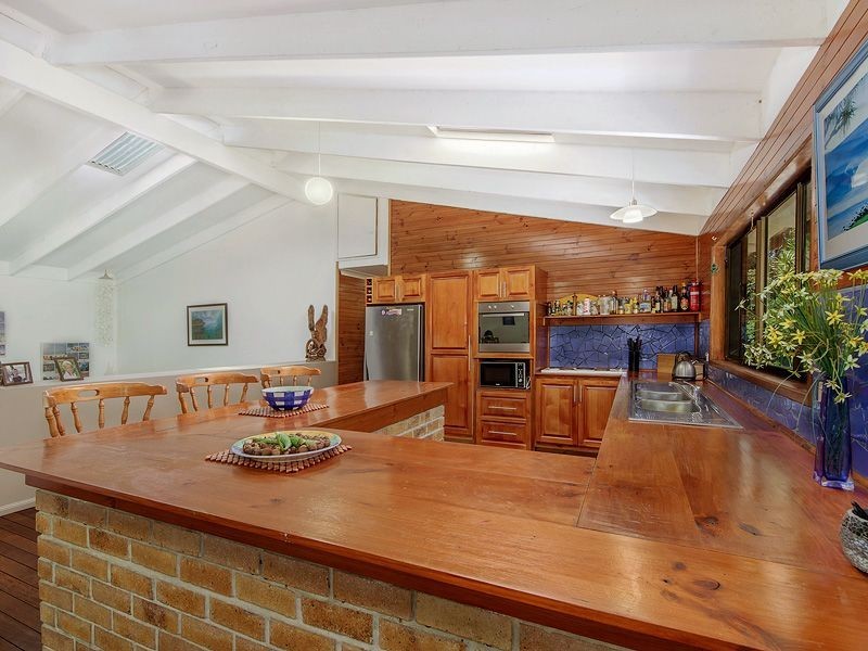 136 Araluen Road, Tallebudgera Valley QLD 4228