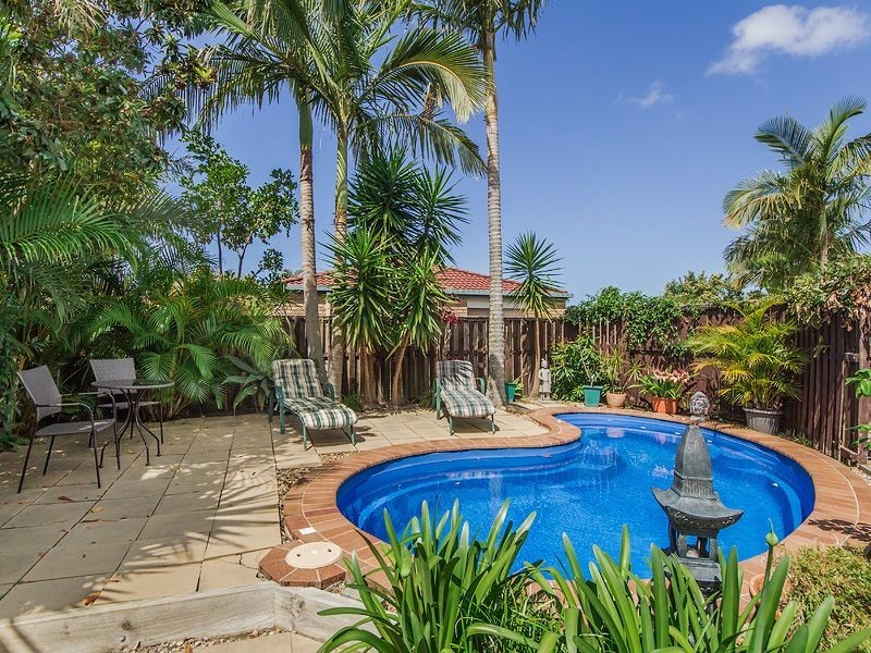 2/5 St Lucia Court, Varsity Lakes QLD 4227