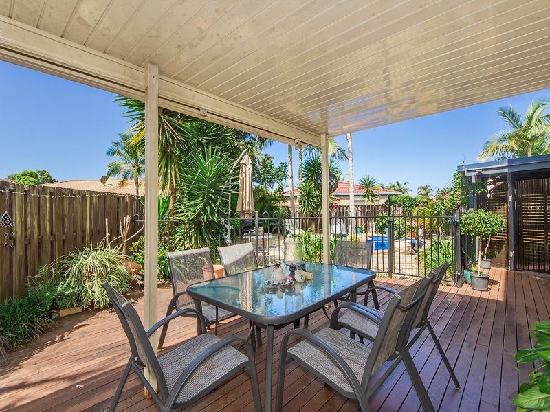 2/5 St Lucia Court, Varsity Lakes QLD 4227