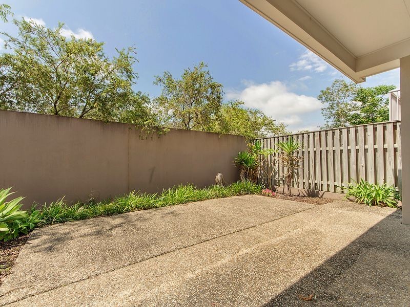 11/19 Carina Peak Drive, Varsity Lakes QLD 4227