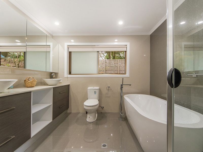 102 Sullivan Road, Tallebudgera QLD 4228