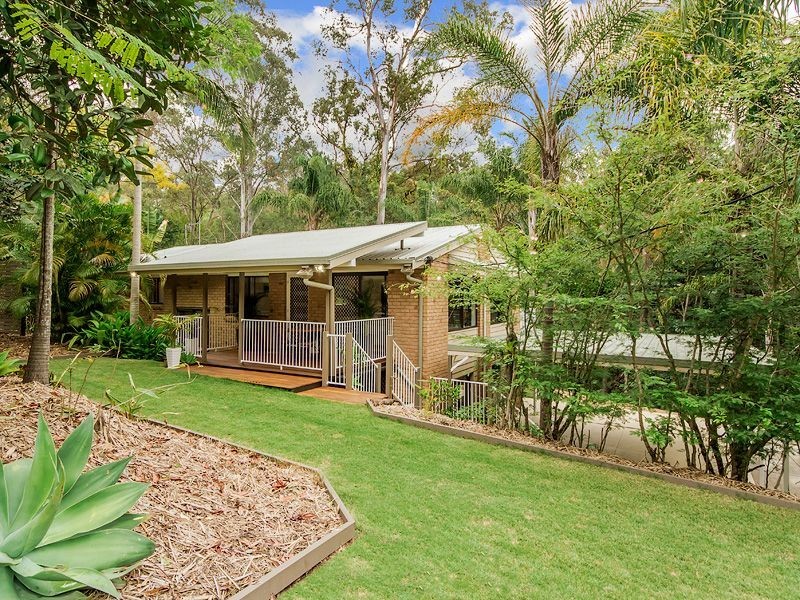 102 Sullivan Road, Tallebudgera QLD 4228