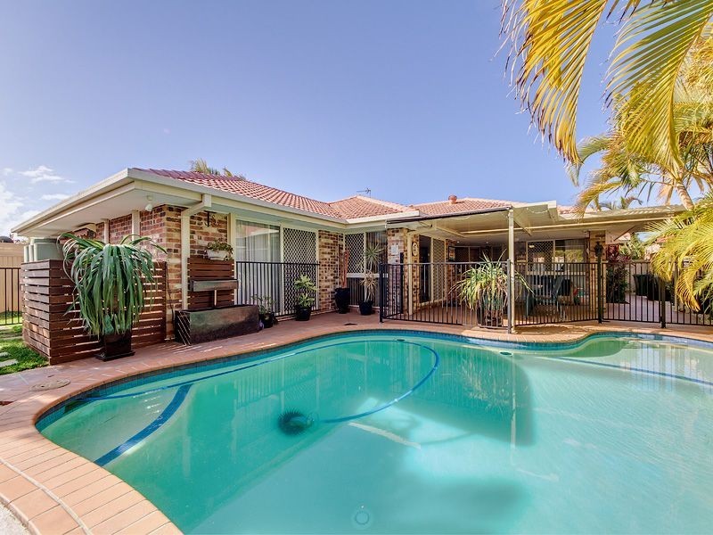 30 Nuthatch St, Burleigh Waters QLD 4220